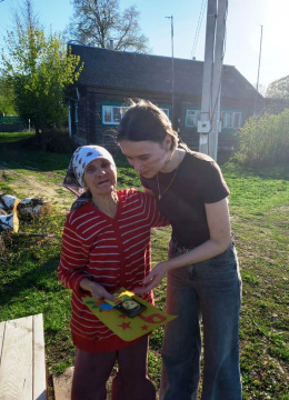 Поздравили получателей социальных услуг