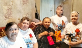  «Серебряные волонтеры» отделения милосердия поздравили ветеранов и тружеников тыла в п. Чулково и уч. Васильчиково.
